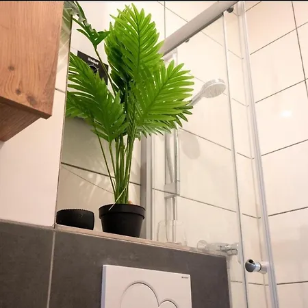 Livemore24 - 1 In Hoch Wlan - Smart-tv - 24-7 Check-in Und Kueche Apartmán Recklinghausen