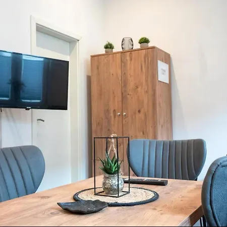 Livemore24 - 1 In Hoch Wlan - Smart-tv - 24-7 Check-in Und Kueche * Recklinghausen