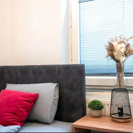 Livemore24 - 1 In Hoch